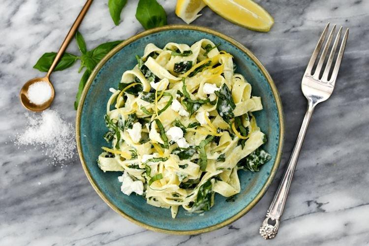 Fettuccine with Spinach