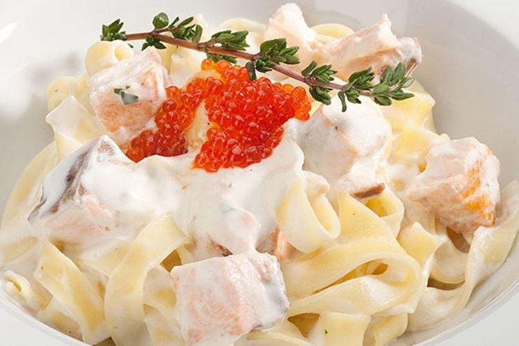 Fettuccine Pasta with Salmon