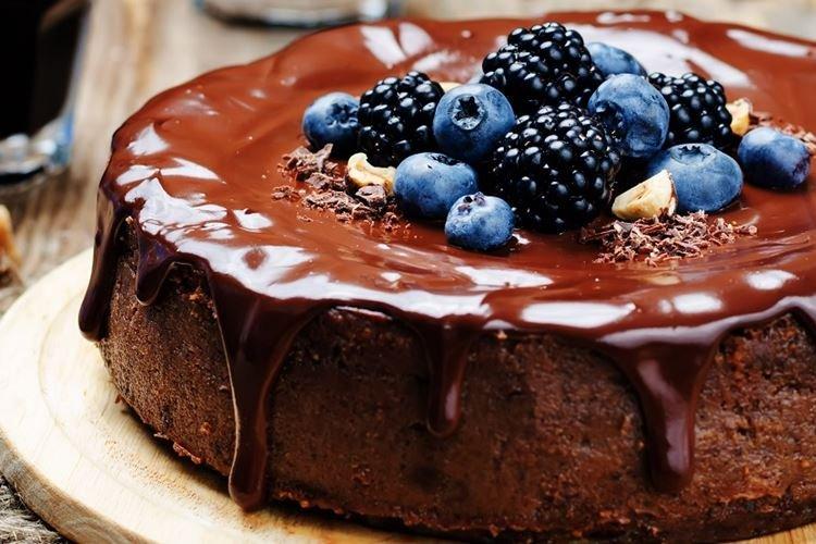 Chocolate Glaze with Egg White