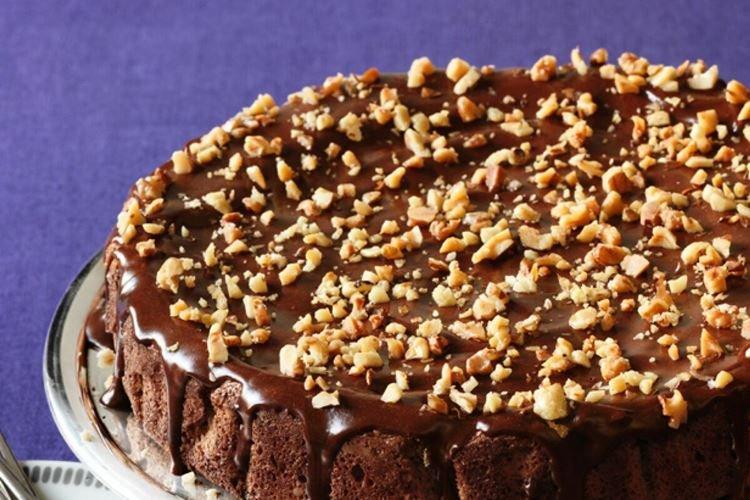 Chocolate Glaze with Nuts