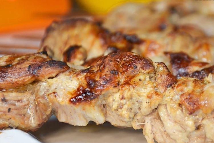 Brochetas de cerdo – receta clásica