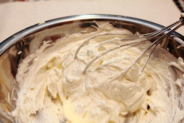 Yogurt Cake Cream