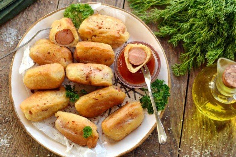 Salchichas rebozadas en leche
