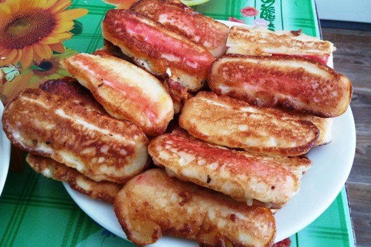 Crab Sticks in Tomato Batter