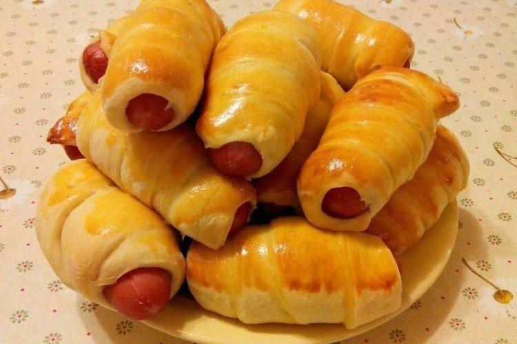 Sausages in Corn Flour Dough