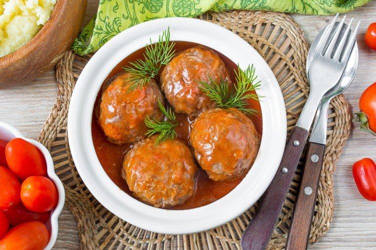 Albóndigas con arroz y queso