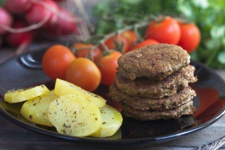 Liver Fritters with Sour Cream and Butter