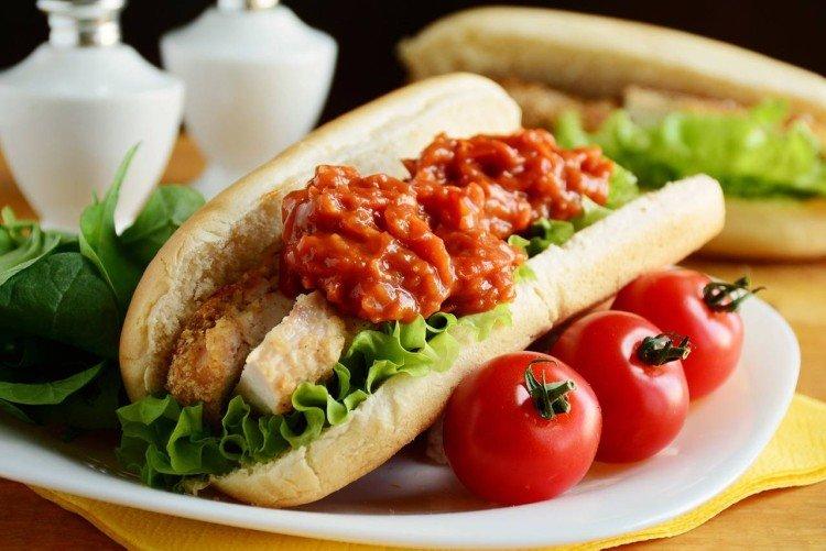 Hot Dog with Chicken