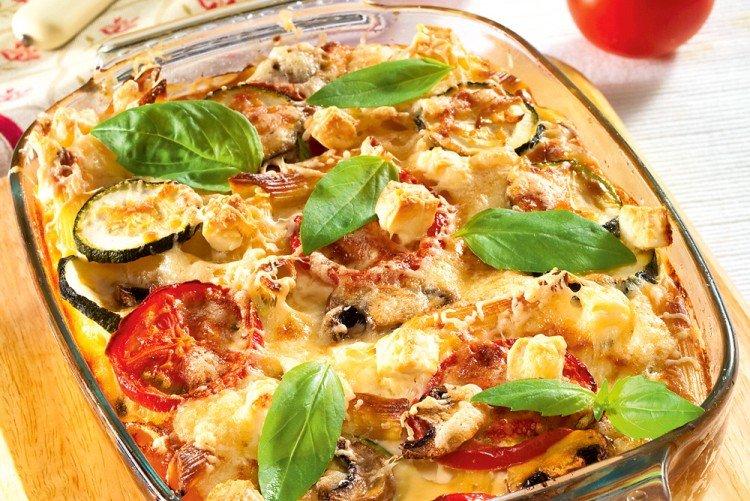 Gemüseauflauf mit Sahne und Feta