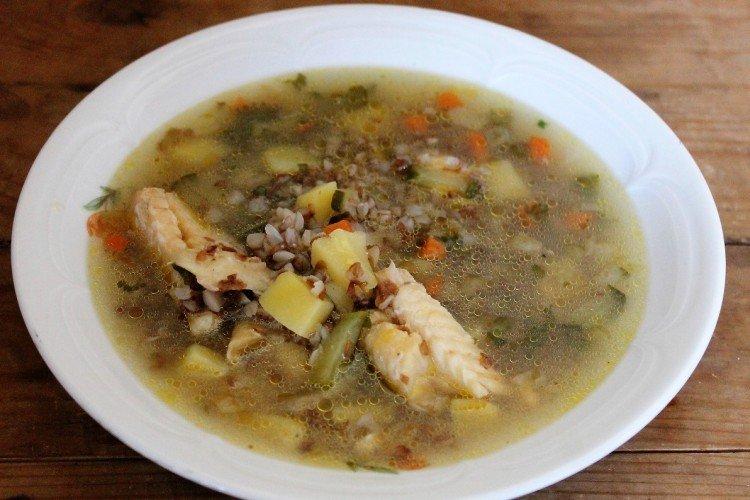 Fischsuppe mit Buchweizen