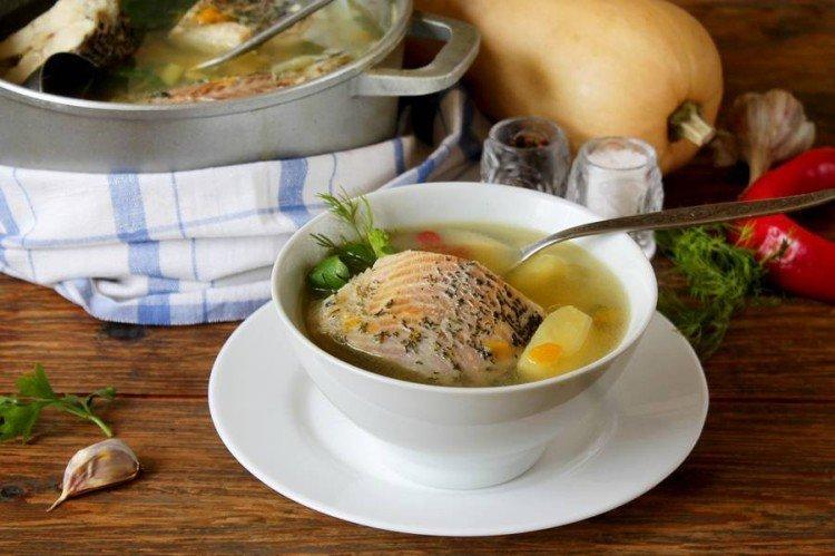 Fischsuppe mit Kürbis