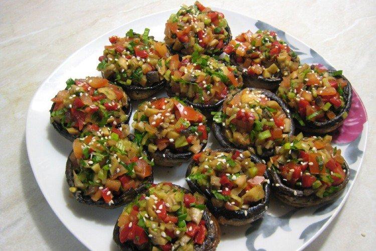 Champiñones rellenos de berenjenas