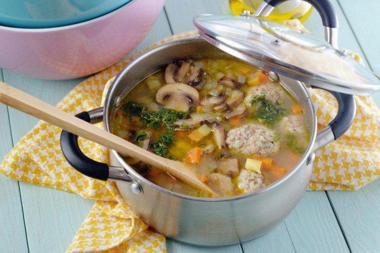 Meatball and Mushroom Soup