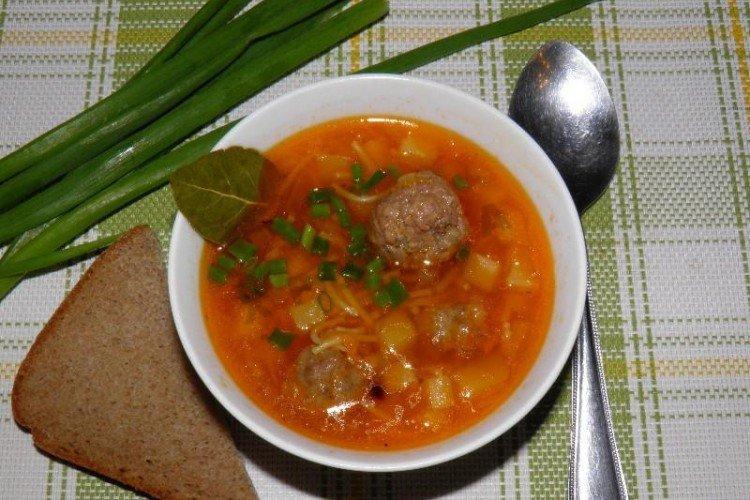 Vermicelli and Meatball Soup