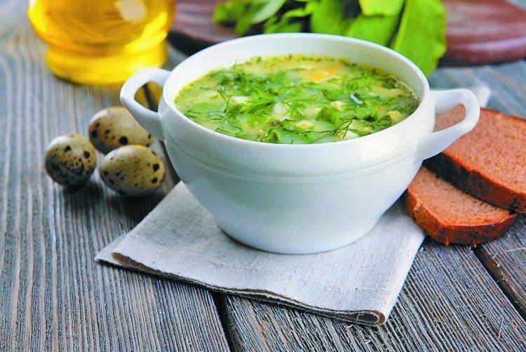 Hühnersuppe mit Sauerampfer