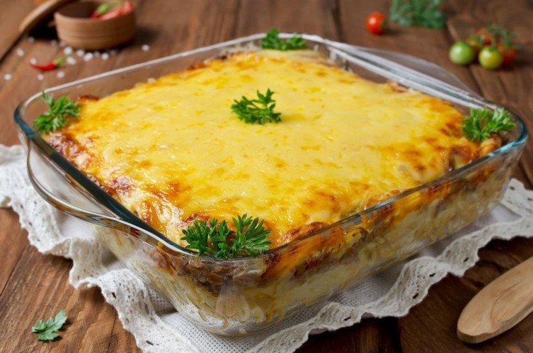 Potato Casserole with Minced Meat, Cream, and Herbs