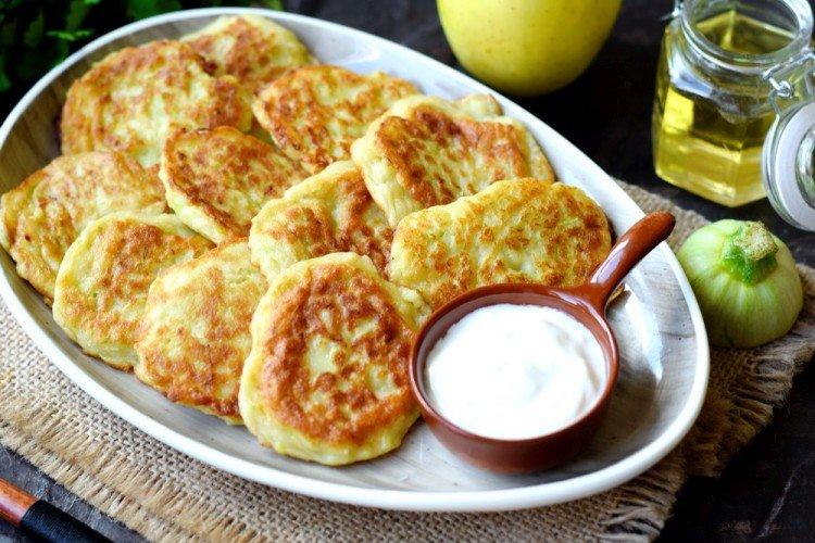 Tortitas de calabacín con manzana