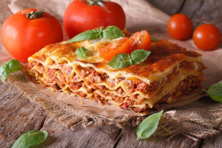 Lasaña con carne picada de cerdo