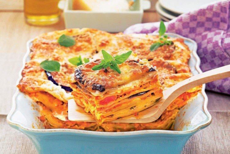 Lasaña con carne picada y berenjenas