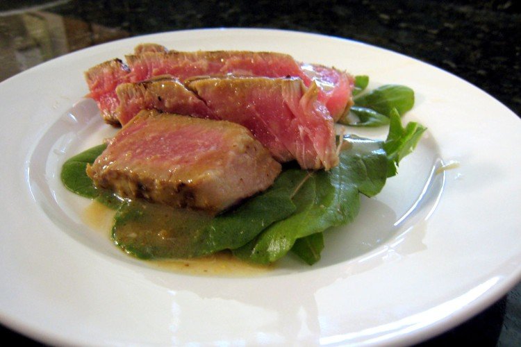 Atún en salsa de soja y miel