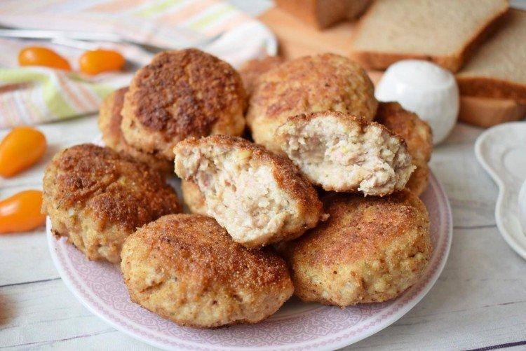 Putenfrikadellen mit Grieß