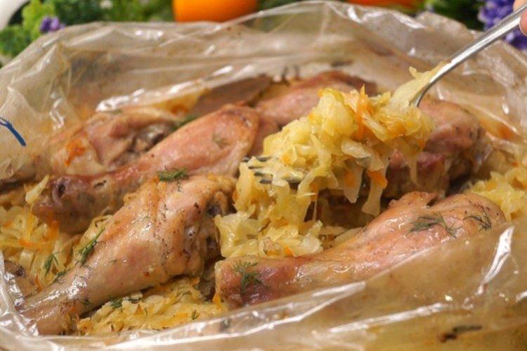 Pollo con col en bolsa