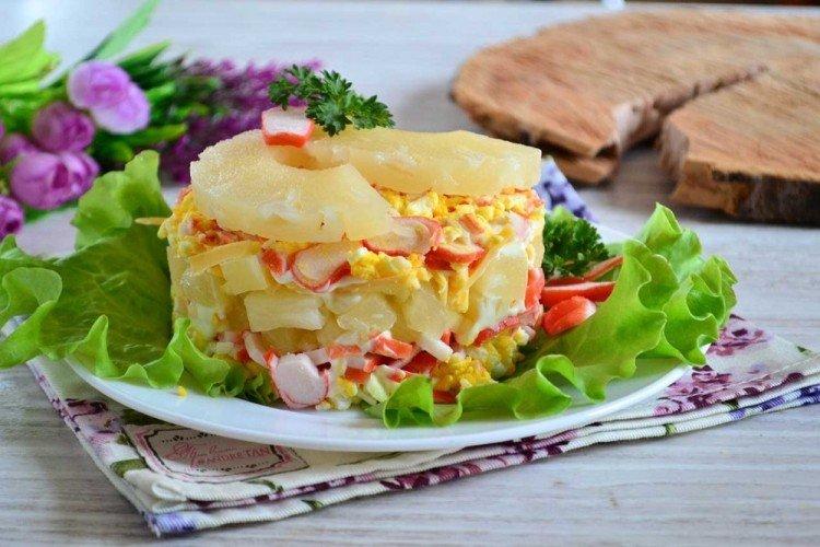 Crab Salad with Pineapple
