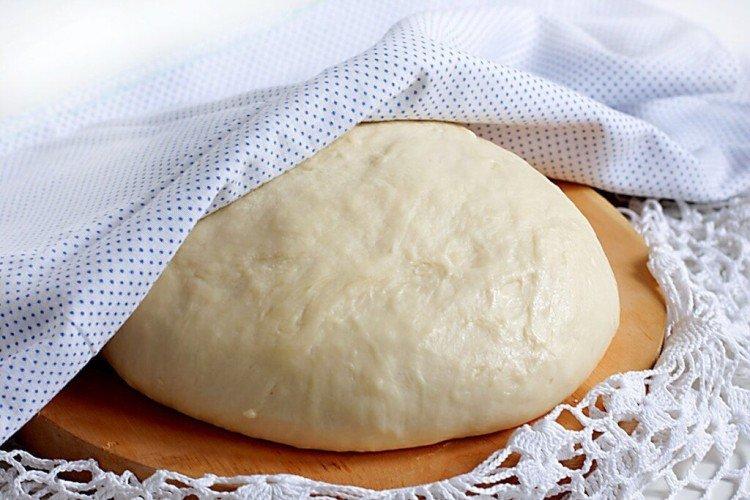 Masa de levadura para belyashi con levadura en polvo