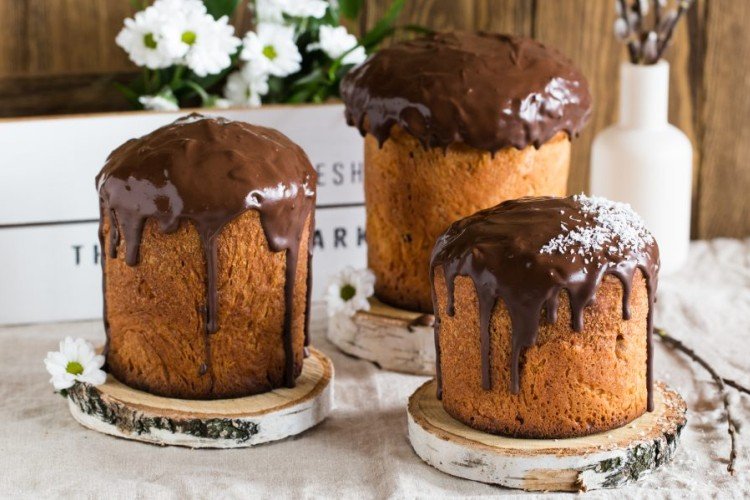 Chocolate Meringue Glaze