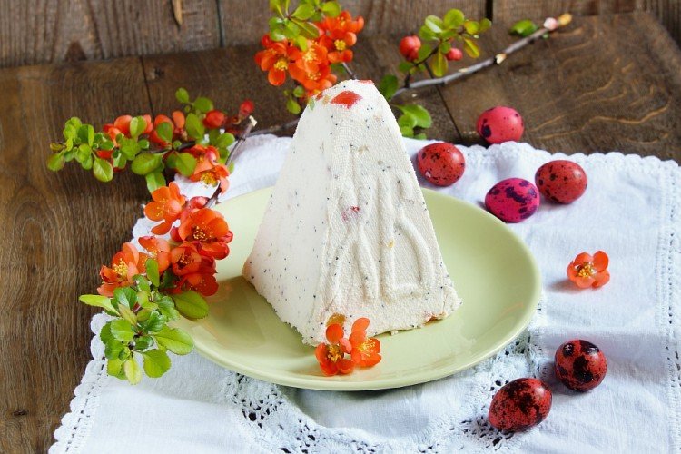 Cottage Cheese Paskha with Mascarpone