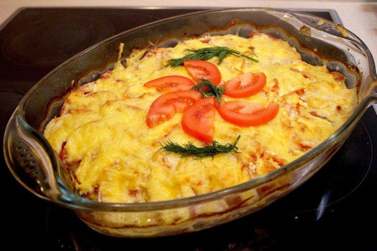 Turkey with Potatoes and Cheese
