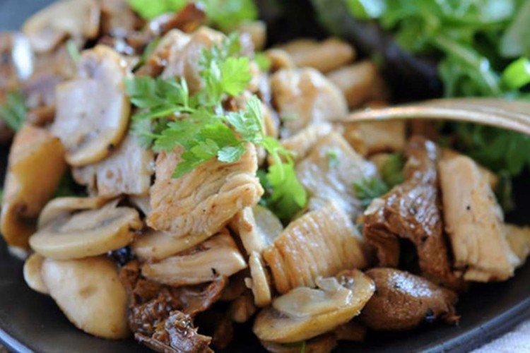Turkey with Vegetables and Mushrooms