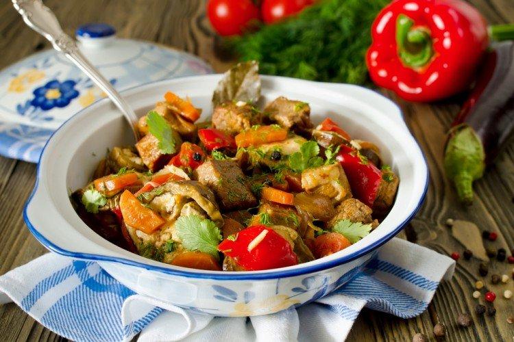 Turkey with Potatoes and Vegetables
