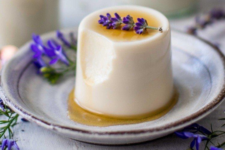 Panna Cotta with Mascarpone