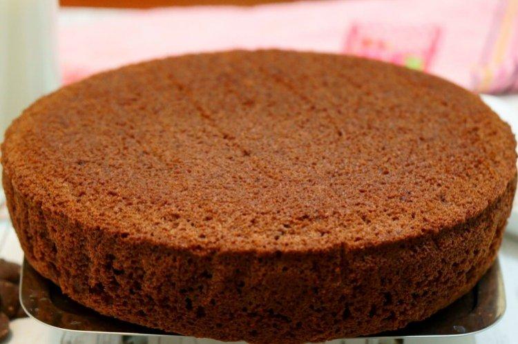 Chocolate Sponge Cake without Wheat Flour