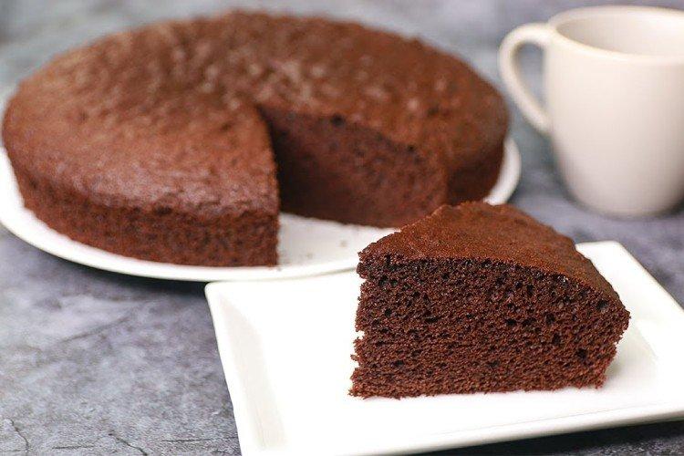 Chocolate Sponge Cake without a Mixer