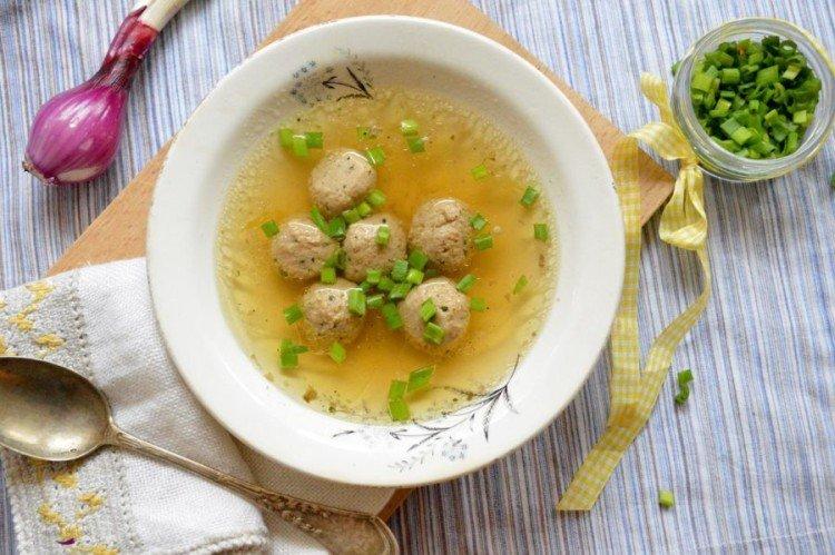 Chicken Broth with Meatballs