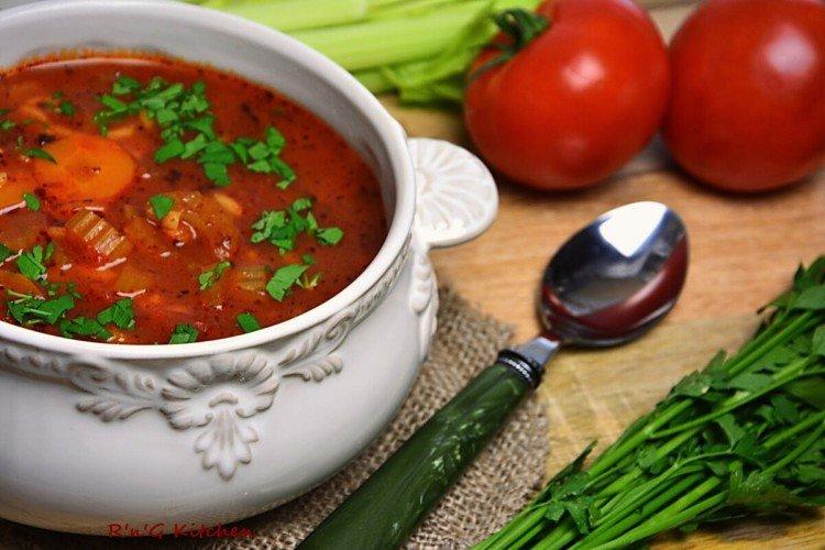 Томатный суп с капустой