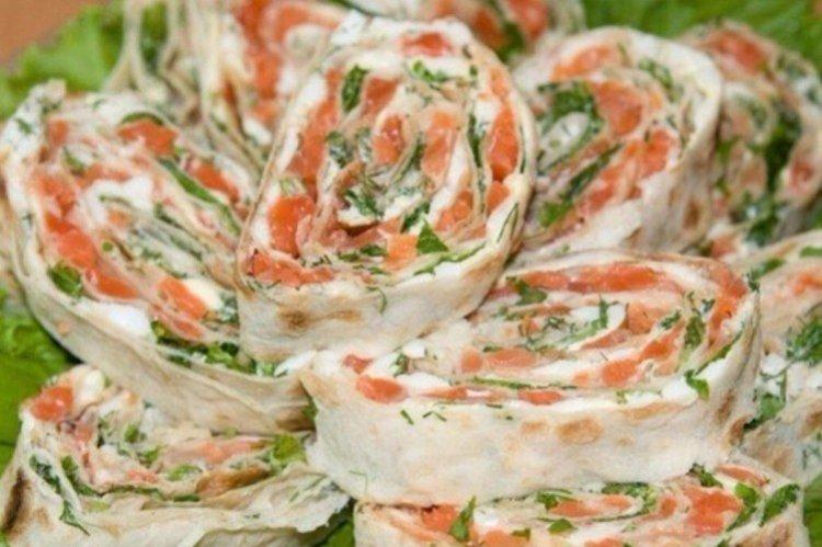 Pescado en lavash con queso crema