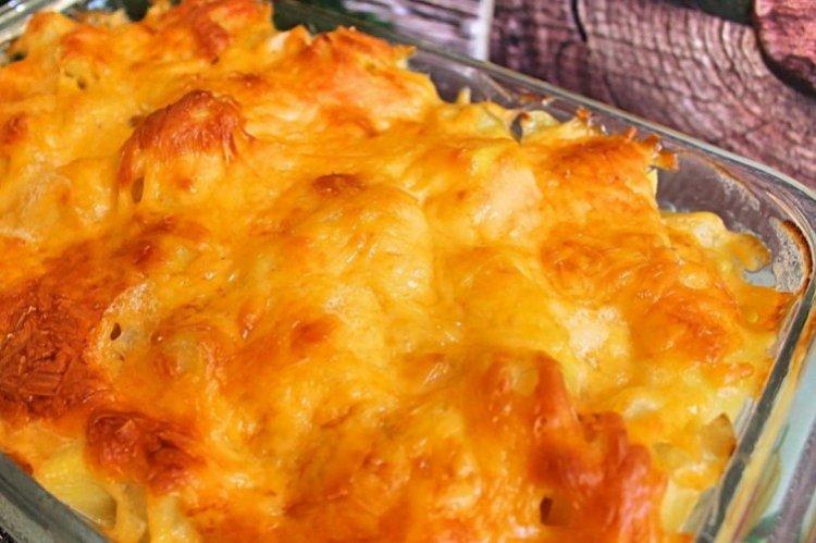 Hähnchenbrust mit Kartoffeln im Ofen