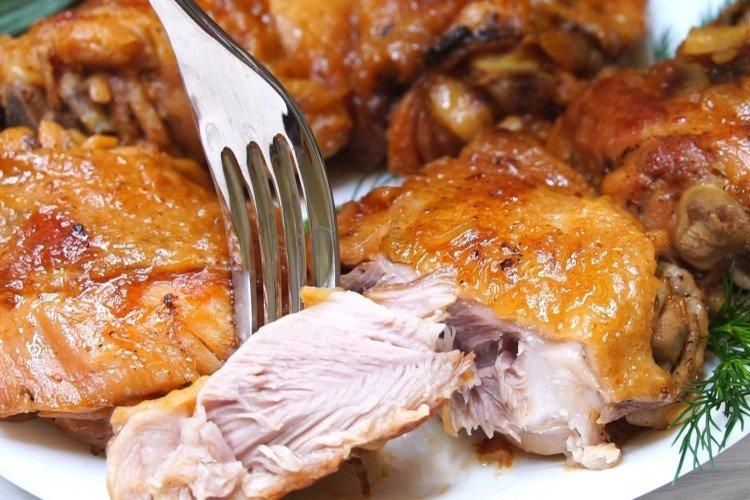 Hähnchenschenkel in Bier gebacken