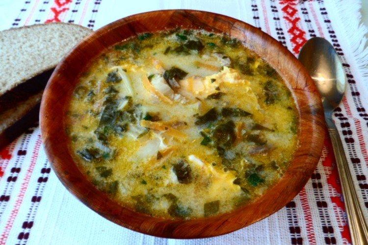 Sauerampfersuppe mit Käse