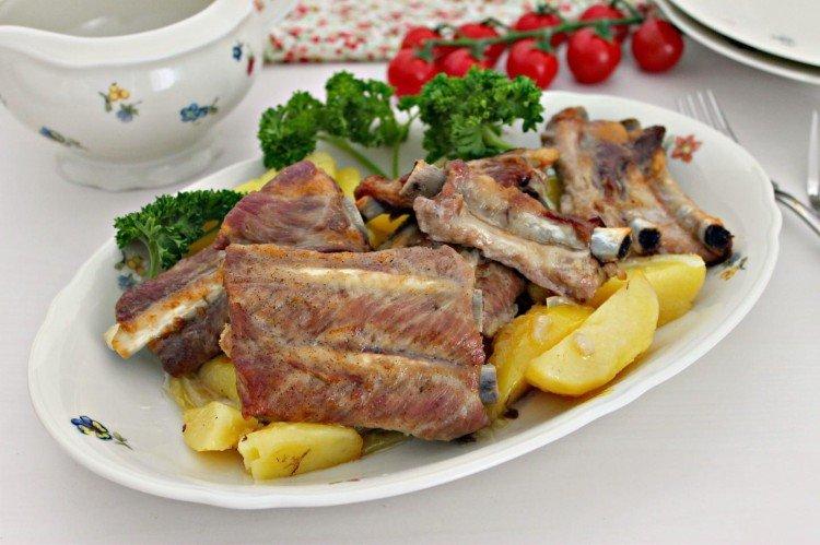 Pork Ribs with Potatoes in a Roasting Bag