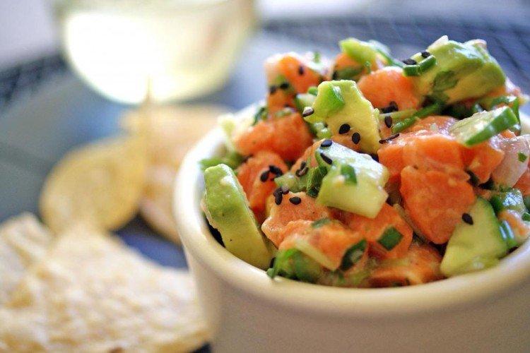 Lachs-Avocado-Salat