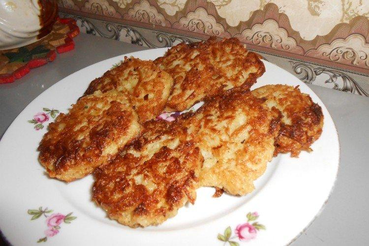 Hamburguesas de col con sémola