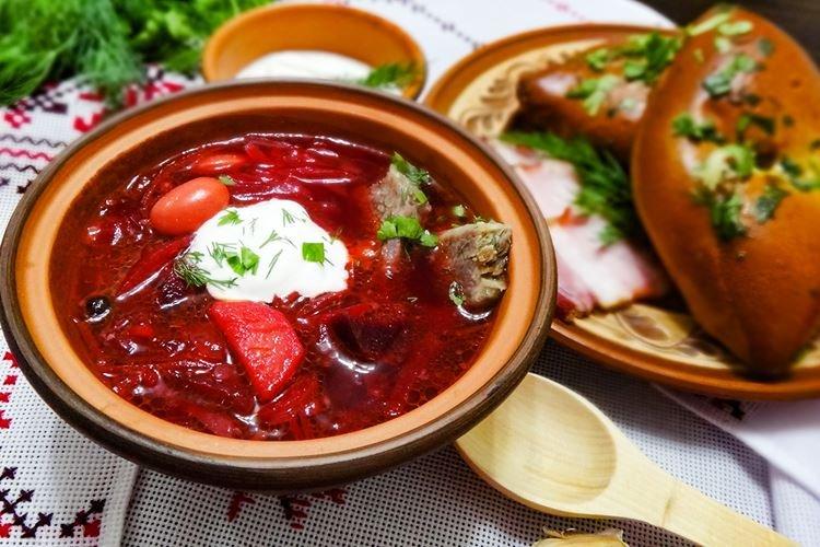 Borsch con chucrut y champiñones