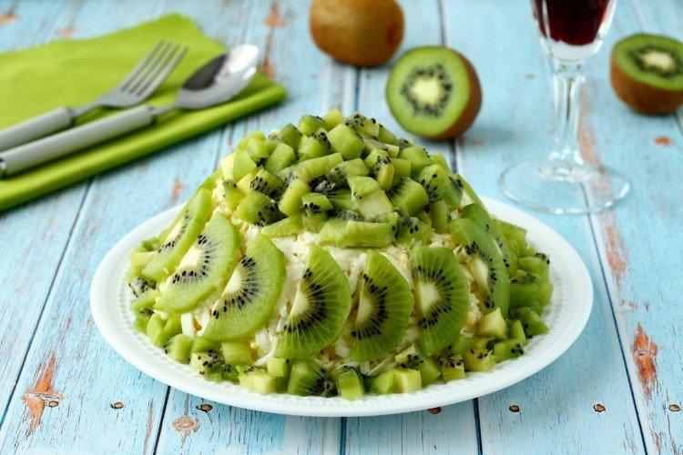 Meat Salad with Kiwi