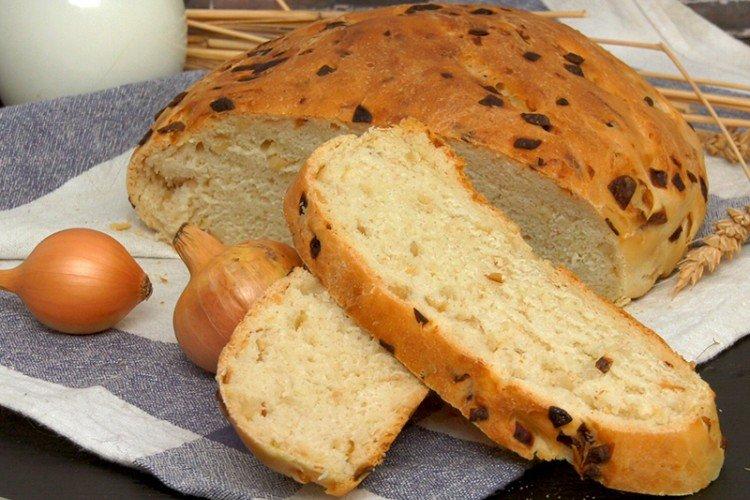 Homemade Onion Bread