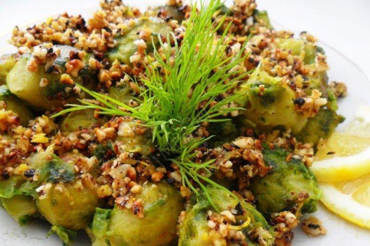 Brussels Sprouts with Nuts and Sesame Seeds