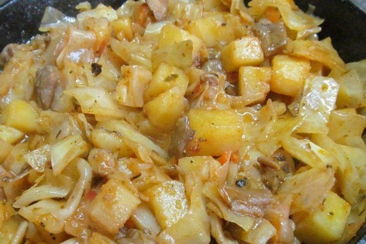 Braised Cabbage with Potatoes and Meat